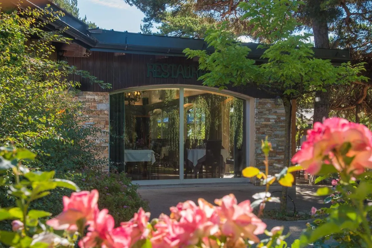 ***  Logis Hotel Le Lac Embrun Francia