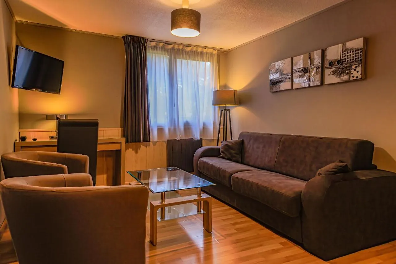 Logis Hotel Le Lac Embrun