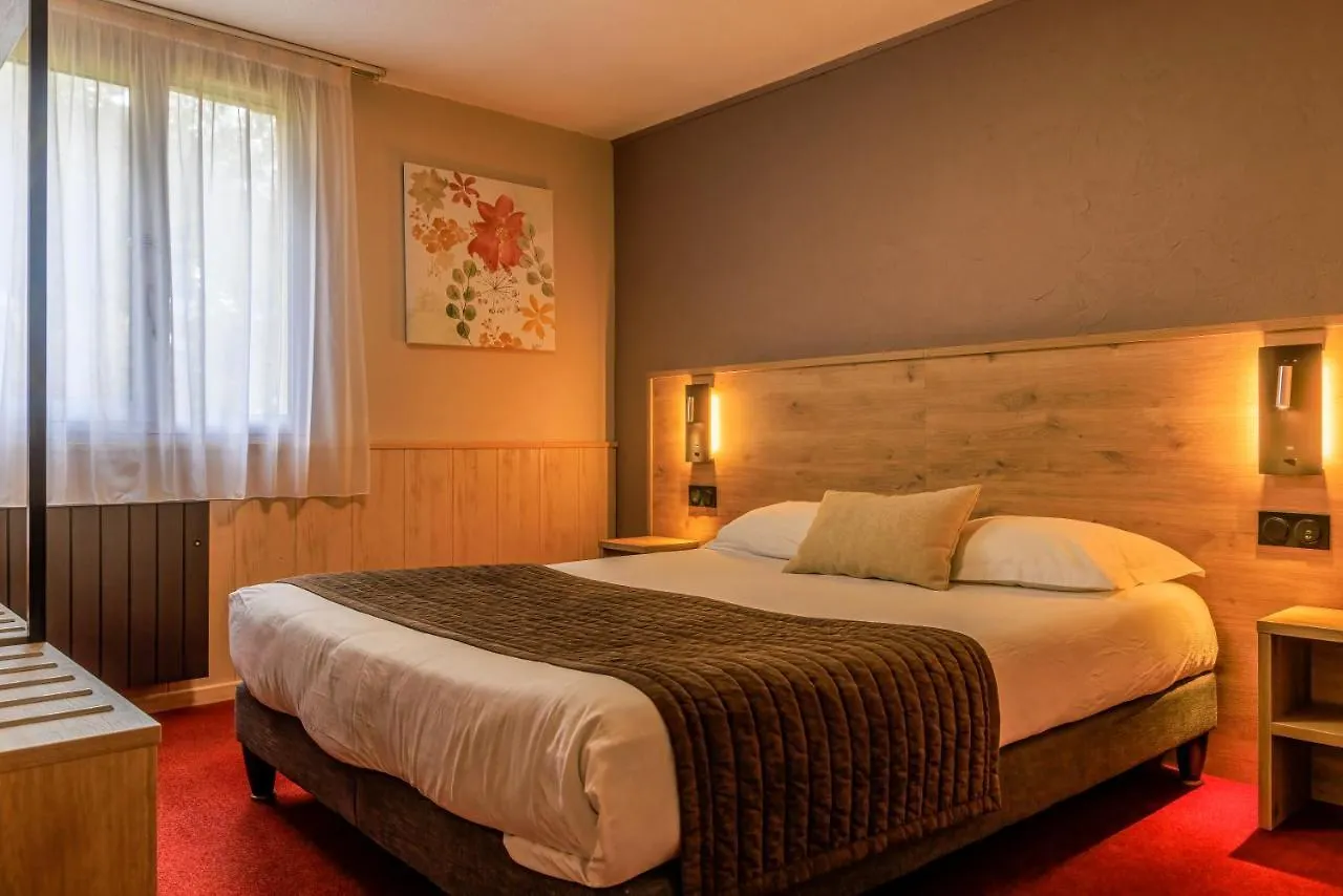 Logis Hotel Le Lac Embrun