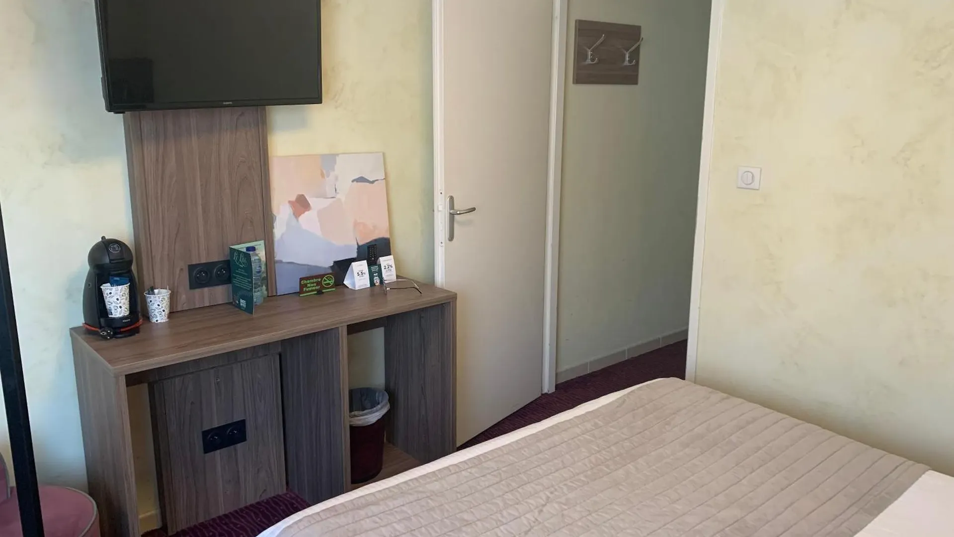 Logis Hotel Le Lac Embrun