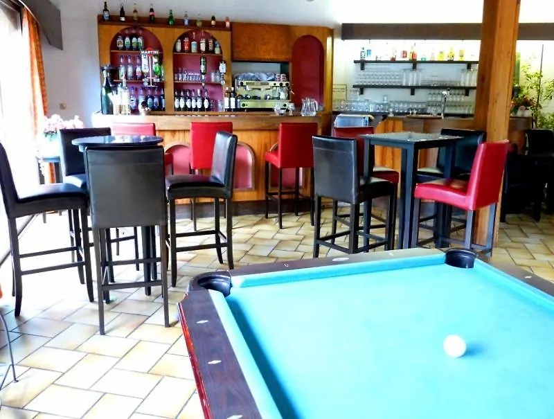 Logis Hotel Le Lac Embrun 3*,  Francia