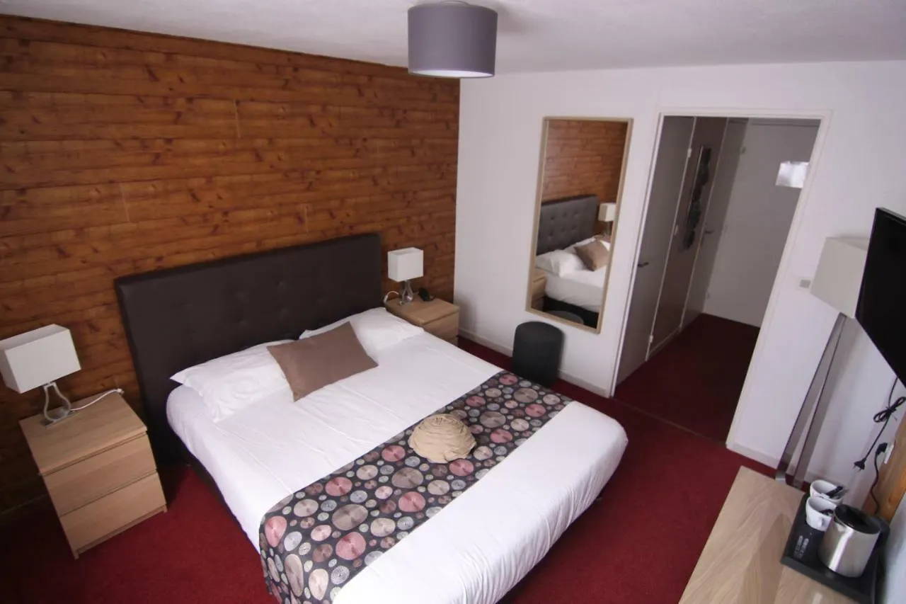 Logis Hotel Le Lac Embrun 3*,  Francia